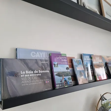 Du Moulin, Au Bord De L'eau Nyaraló